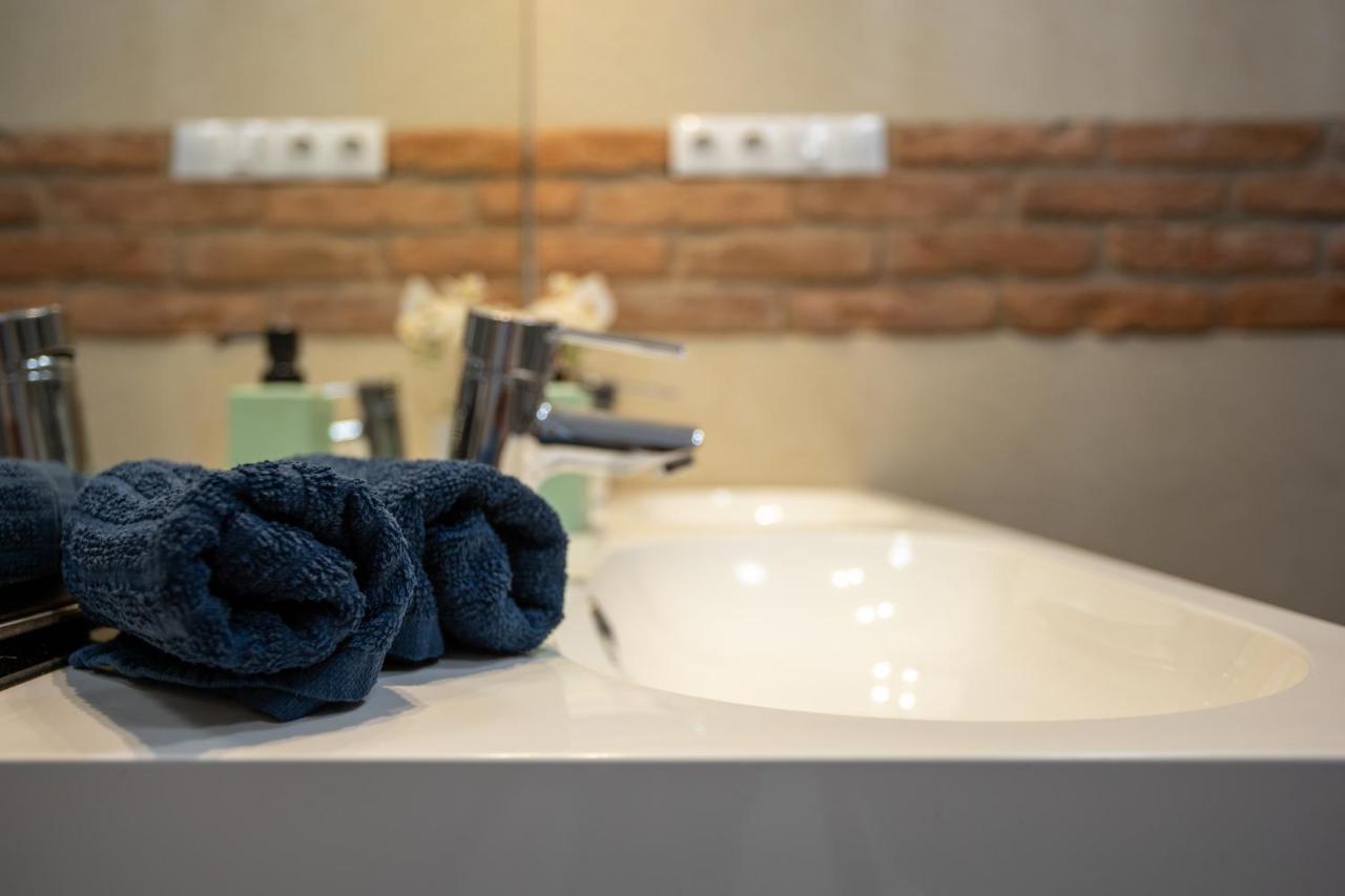 Nightingale Luxury Apartment Будапеща Екстериор снимка
