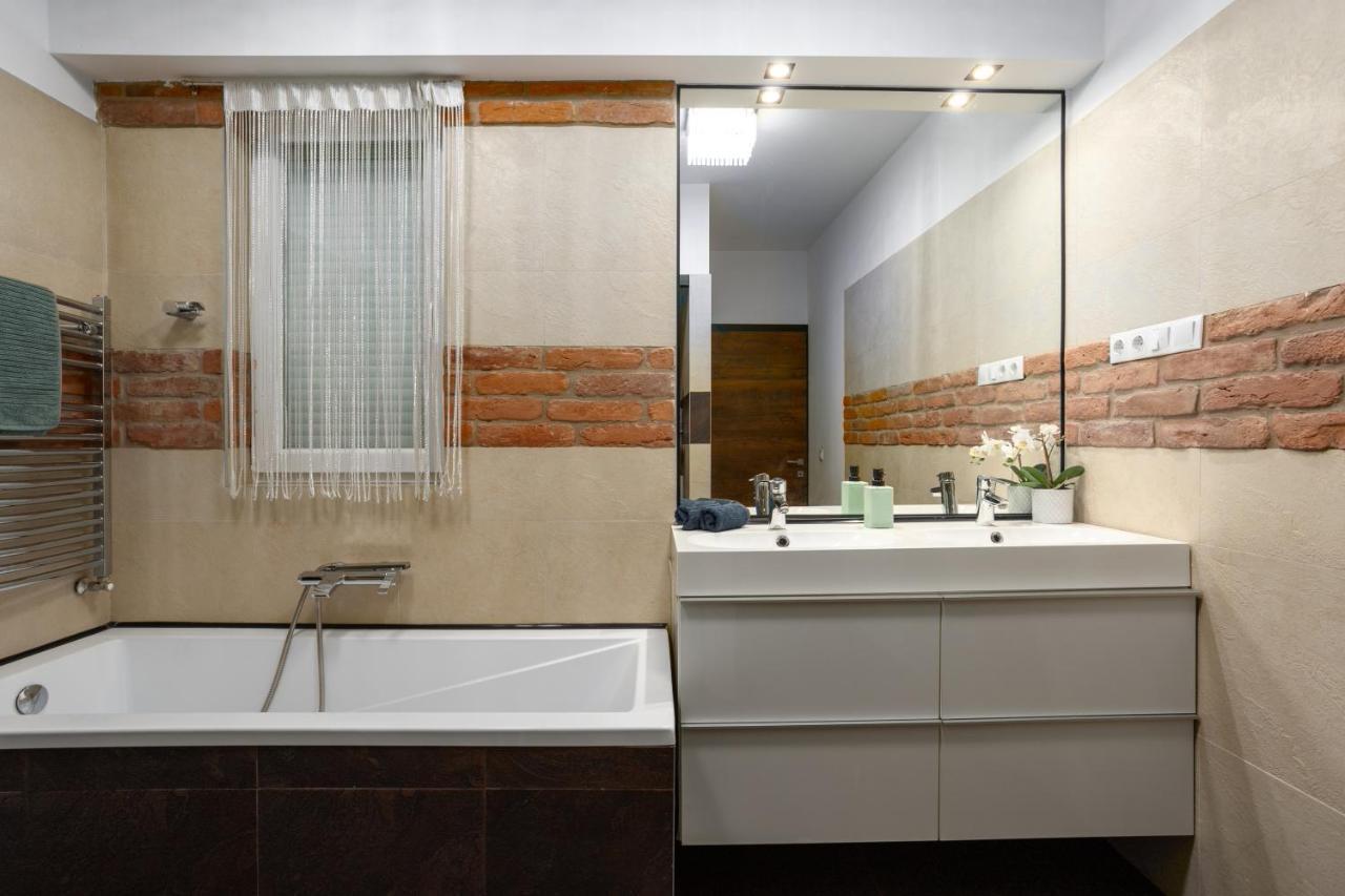 Nightingale Luxury Apartment Будапеща Екстериор снимка